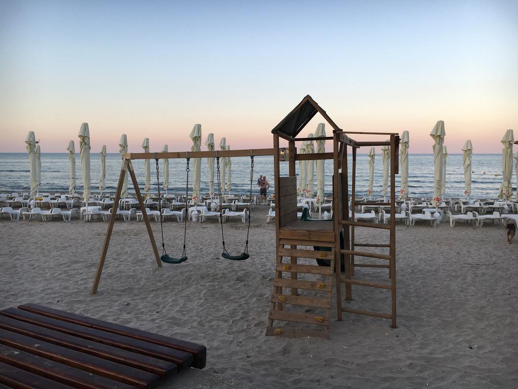 Ely Residence Mamaia Bagian luar foto
